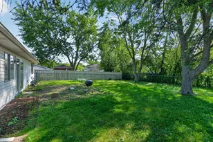 21 Willow Rd, Matteson, IL 60443 - Photo 28