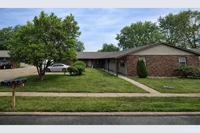 227 Mohawk Drive #227, Bourbonnais, IL 60914 - Photo 1
