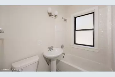 4934 W Jackson Boulevard #1E, Chicago, IL 60644 - Photo 8