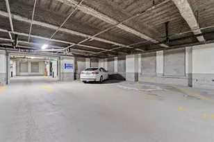1040 W Adams St, Chicago, IL 60607 - Photo 20