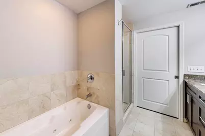 1915 W Diversey Parkway #402, Chicago, IL 60614 - Photo 16