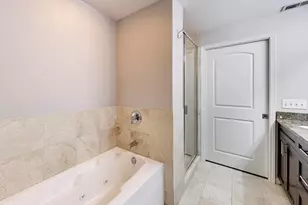 1915 W Diversey Pkwy, Chicago, IL 60614 - Photo 16