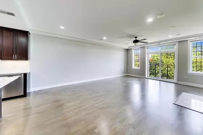 1915 W Diversey Parkway #402, Chicago, IL 60614 - Photo 6