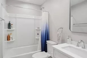 7214 Farmstead Ln, Hanover Park, IL 60133 - Photo 14