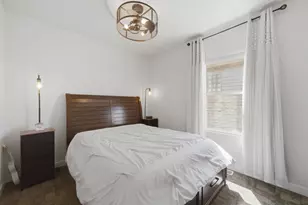 4938 W Melrose St, Chicago, IL 60641 - Photo 10