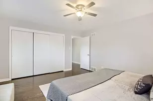 10112 S Kostner Ave, Oak Lawn, IL 60453 - Photo 12