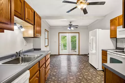 804 N Division Street, Harvard, IL 60033 - Photo 14