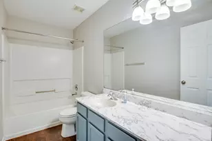 2527 Bordeaux Ln, Naperville, IL 60540 - Photo 18