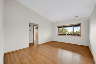5630 W 103rd St, Oak Lawn, IL 60453 - Photo 16