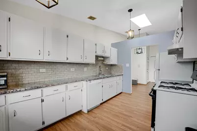 5630 W 103rd Street #308, Oak Lawn, IL 60453 - Photo 8