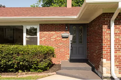 10815 S 71st Court, Worth, IL 60482 - Photo 4