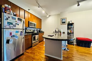 330 N Jefferson St, Chicago, IL 60661 - Photo 2