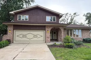 10158 S 87th Ct, Palos Hills, IL 60465 - Photo 1