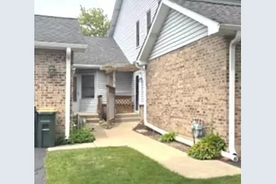 229 Wethington Drive, Wauconda, IL 60084 - Photo 2
