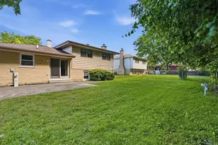 1432 Schramm Dr, Westmont, IL 60559 - Photo 24