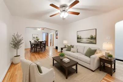 5012 N Tripp Avenue, Chicago, IL 60630 - Photo 2