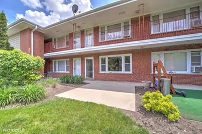 1101 Holiday Lane #3, Des Plaines, IL 60016 - Photo 1