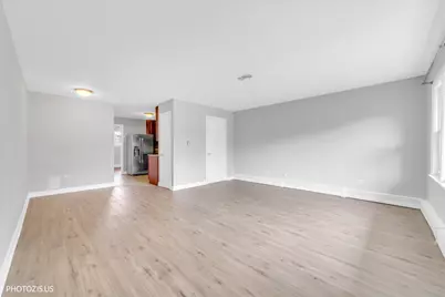 1101 Holiday Lane #3, Des Plaines, IL 60016 - Photo 8