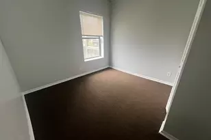71 E 69th St, Chicago, IL 60637 - Photo 4
