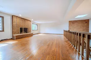 8100 S Park Ave, Burr Ridge, IL 60527 - Photo 14