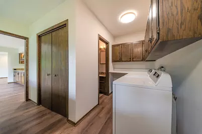 8100 S Park Avenue, Burr Ridge, IL 60527 - Photo 24