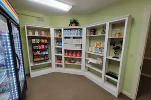 605 Barrington Ave, East Dundee, IL 60118 - Photo 18