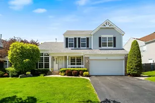 448 Sierra Pl, Gurnee, IL 60031 - Photo 1
