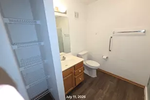 605 Barrington Ave, East Dundee, IL 60118 - Photo 10