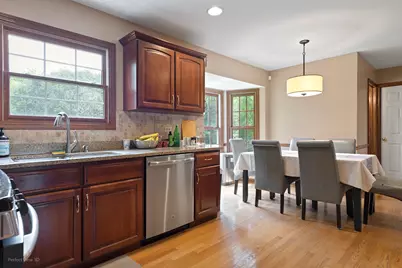 560 Rapidan Court, Naperville, IL 60540 - Photo 18