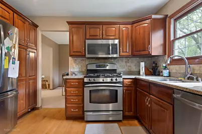 560 Rapidan Court, Naperville, IL 60540 - Photo 4