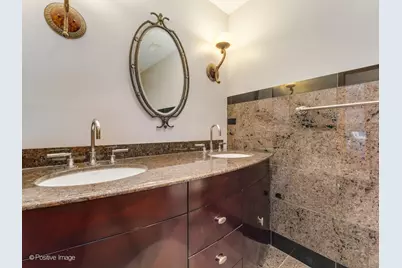 6738 N Sauganash Avenue, Lincolnwood, IL 60712 - Photo 22