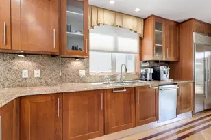 6738 N Sauganash Ave, Lincolnwood, IL 60712 - Photo 14