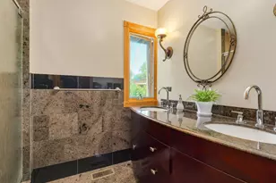 6738 N Sauganash Ave, Lincolnwood, IL 60712 - Photo 16