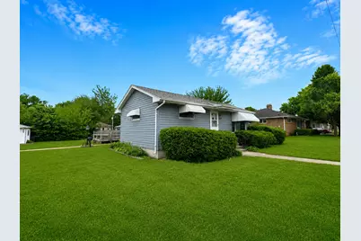 1112 1st Avenue, Ottawa, IL 61350 - Photo 1