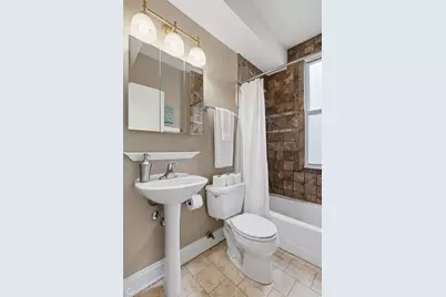 1926 W Oakdale Avenue, Chicago, IL 60657 - Photo 22