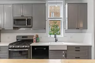 3221 W Fulton Blvd, Chicago, IL 60624 - Photo 10