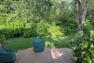 315 E Fox St, Yorkville, IL 60560 - Photo 2