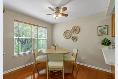 928 N Village Drive #2, Round Lake Beach, IL 60073 - Photo 4