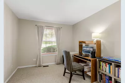 928 N Village Drive #2, Round Lake Beach, IL 60073 - Photo 10