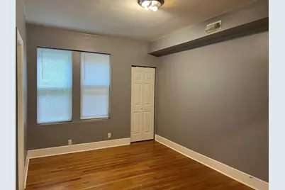 6926 S Paxton Avenue #2S, Chicago, IL 60649 - Photo 8