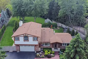 38W337 Dean St, Saint Charles, IL 60175 - Photo 1