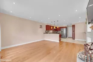 763 Grosse Pointe Cir, Vernon Hills, IL 60061 - Photo 14