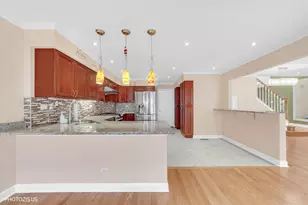 763 Grosse Pointe Cir, Vernon Hills, IL 60061 - Photo 18