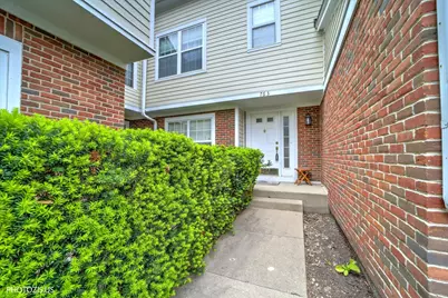 763 Grosse Pointe Circle, Vernon Hills, IL 60061 - Photo 2