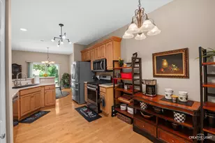 1221 Oakleaf Ct, Aurora, IL 60506 - Photo 8