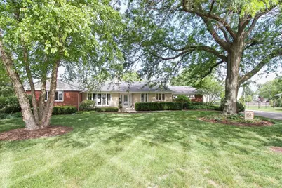 888 Sunset Lane, Sycamore, IL 60178 - Photo 1