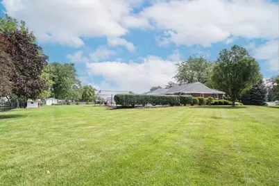 888 Sunset Lane, Sycamore, IL 60178 - Photo 34