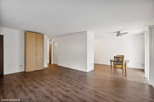 19128 S Pine Dr, Country Club Hills, IL 60478 - Photo 6
