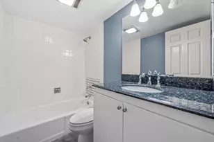 628 Calais Cir, Highland Park, IL 60035 - Photo 18