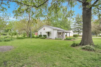 32 Cross Street, Bristol, IL 60512 - Photo 2